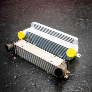 bmw-135i-big-wing-oem-intercooler-vs-new