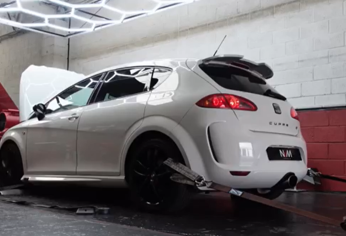 Seat Leon Cupra K1 in for Stage 2 mapping