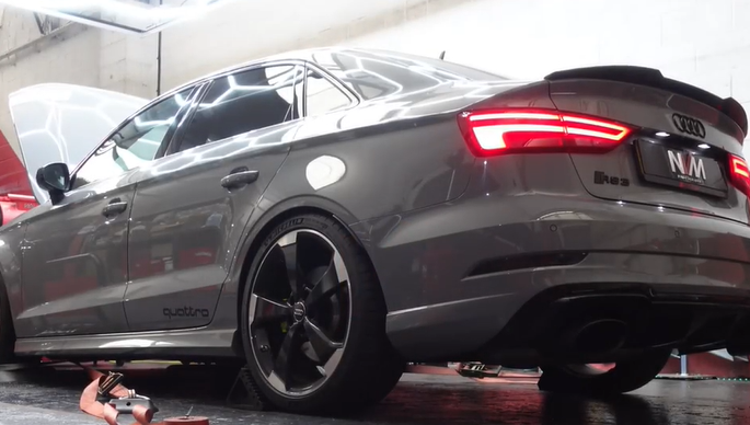 Audi RS3 in for a custom mapping session