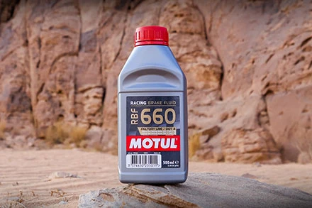 High-Performance Brake Fluid for Extreme Heat – Motul RBF 660
